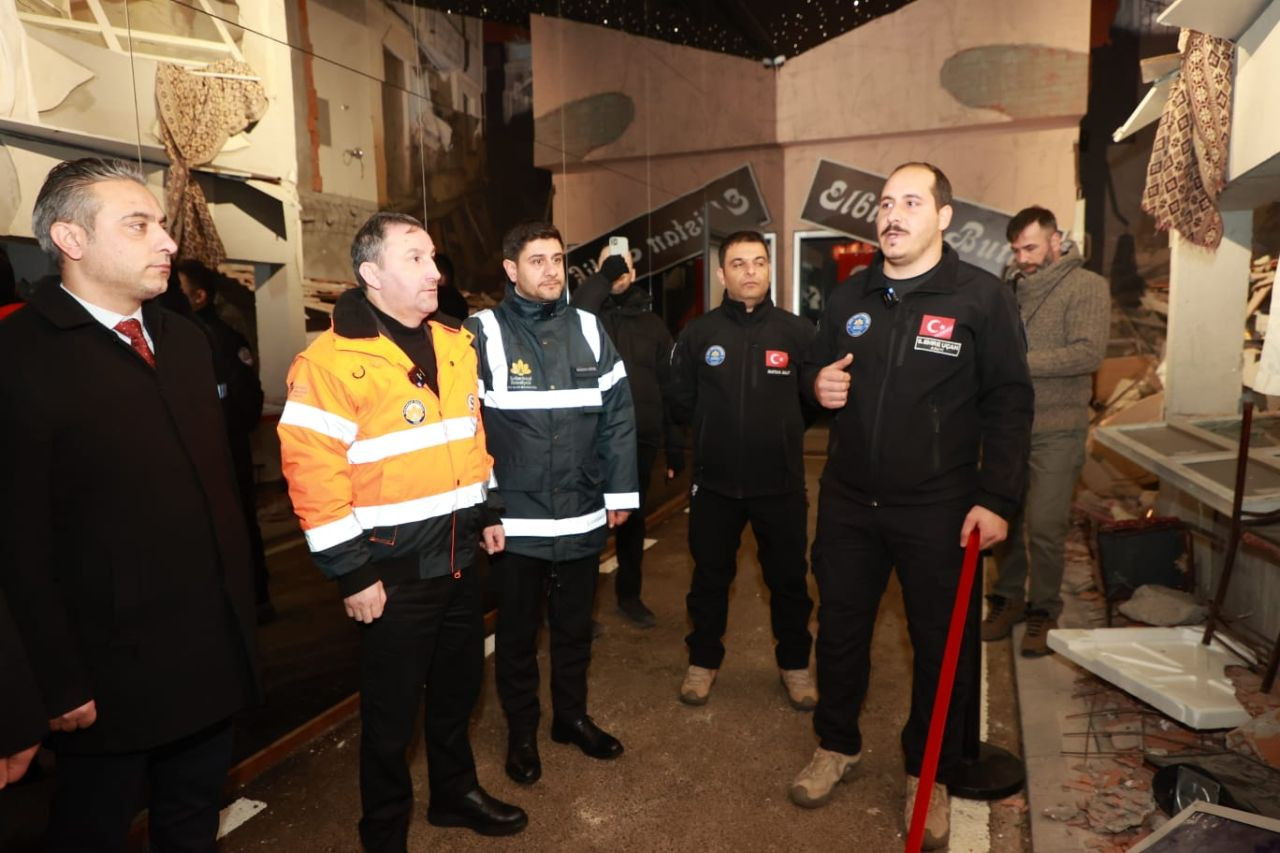 Sultanbeyli Belediyesi'nden afetlere yönelik toplumsal bilinci arttıran çalışma! Başkan Ali Tombaş: SAKUT Gönüllüsü Eğitim Programı başlattık - Sayfa 11