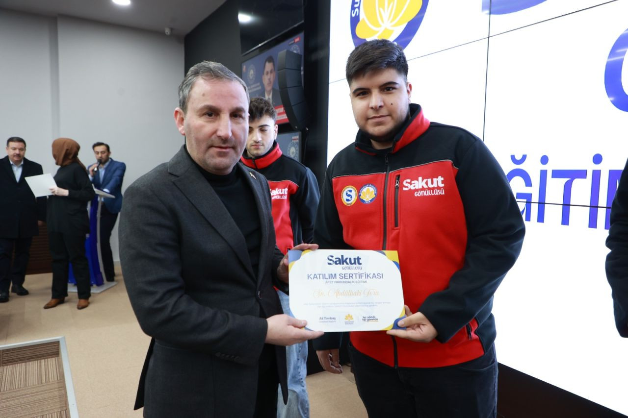 Sultanbeyli Belediyesi'nden afetlere yönelik toplumsal bilinci arttıran çalışma! Başkan Ali Tombaş: SAKUT Gönüllüsü Eğitim Programı başlattık - Sayfa 13