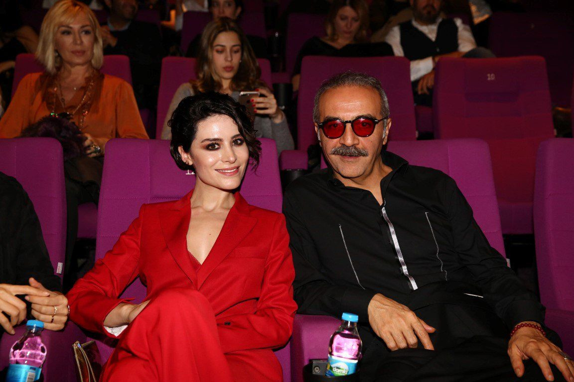 Yusuf Yazıcı ile Melisa Aslı Pamuk, oğluna Mylan ismini verdi! Ünlülerin çocukları için seçtikleri sıra dışı isimler yeniden gündeme geldi - Sayfa 9