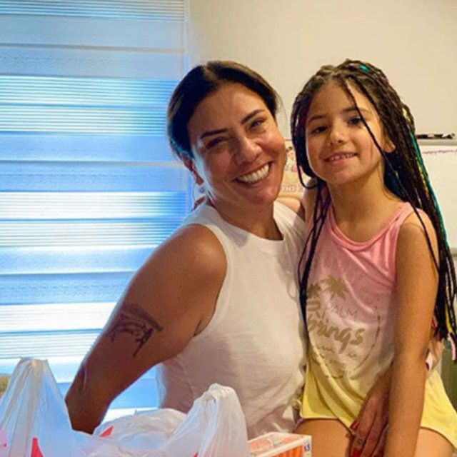 Yusuf Yazıcı ile Melisa Aslı Pamuk, oğluna Mylan ismini verdi! Ünlülerin çocukları için seçtikleri sıra dışı isimler yeniden gündeme geldi - Sayfa 8