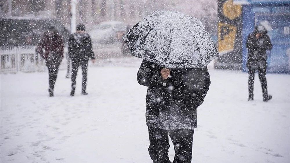 İstanbul dahil 6 il için sarı alarm! Meteoroloji uyardı: Gün boyu karla karışık yağmur etkili olacak! 11 Şubat Salı hava durumu... - Sayfa 3