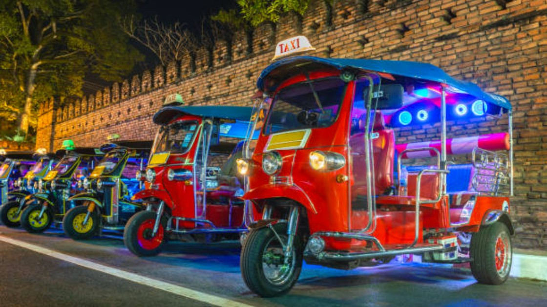 Tuk-Tuk’tan Bambu Trene: Dünyanın en farklı ulaşım yöntemleri - Sayfa 1