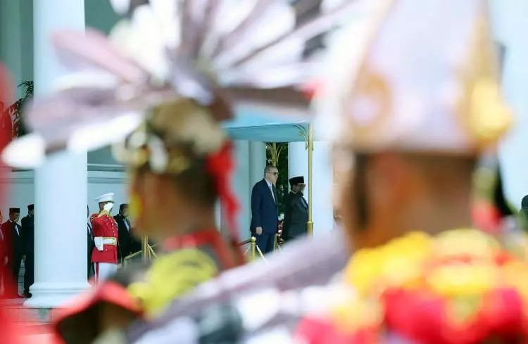 Asya turunun 2. durağı! Cumhurbaşkanı Erdoğan Endonezya'da büyük bir coşkuyla karşılandı... Görüntüler ''Böyle karşılama görülmedi'' dedirtti - Sayfa 8