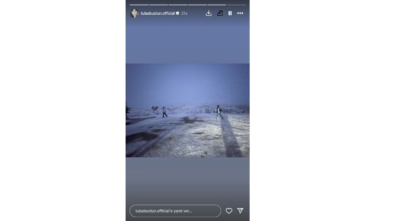 Tuba Büyüküstün ve ikizleri Kapadokya'da kar keyfi yaptı! O kareler görenleri mest etti... - Sayfa 3