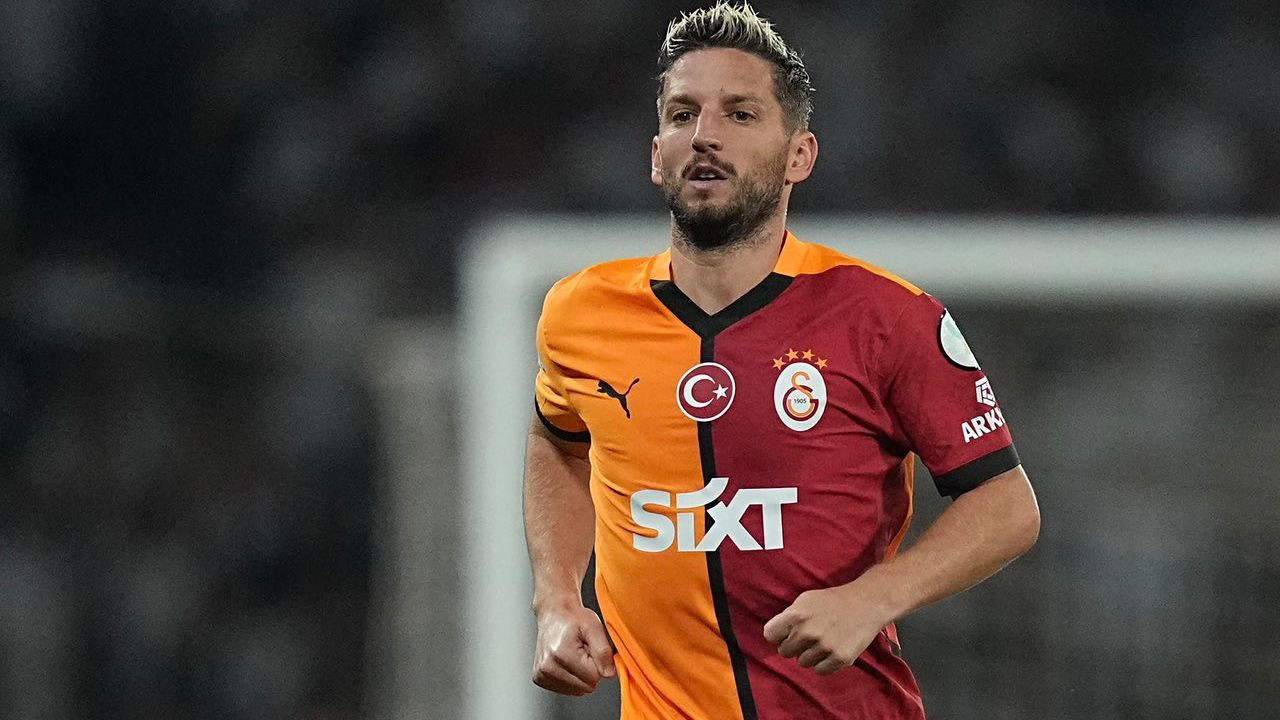 Dries Mertens'i yakan penaltı! Adana Demirspor maçındaki olay dünyaca ünlü sponsoru kaçırdı: "Kusura bakma, seninle çalışamayız" - Sayfa 6