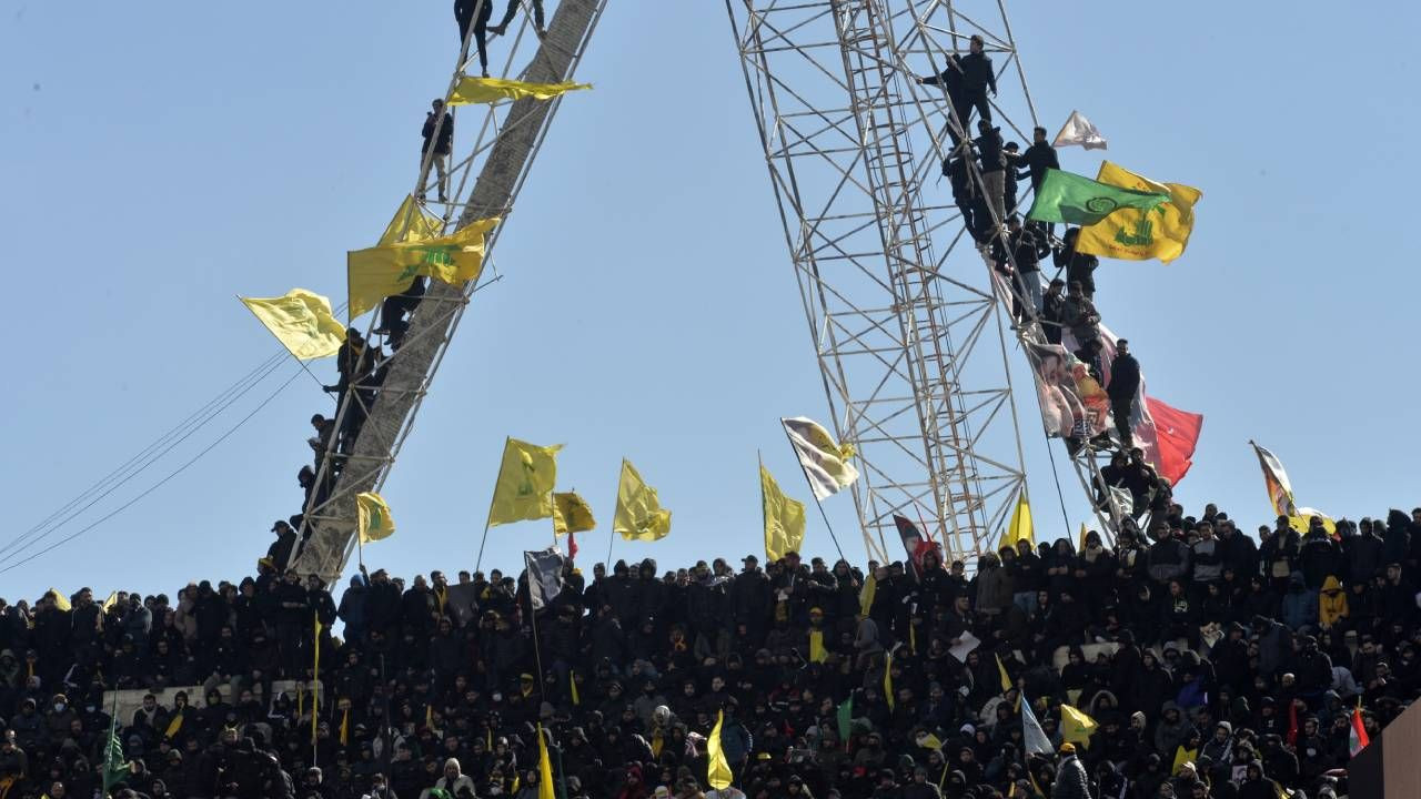 Nasrallah ve Safiyuddin'e veda; Lübnan'daki cenazeye yüz binler katıldı - Sayfa 8