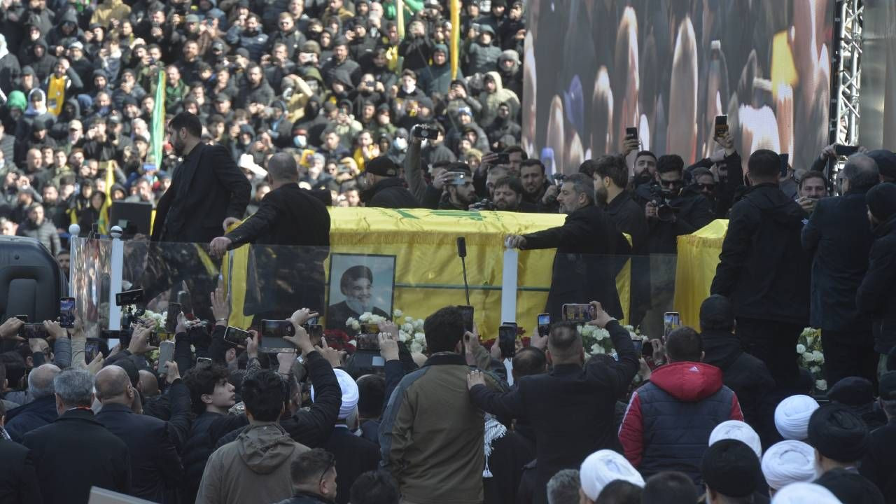 Nasrallah ve Safiyuddin'e veda; Lübnan'daki cenazeye yüz binler katıldı - Sayfa 5