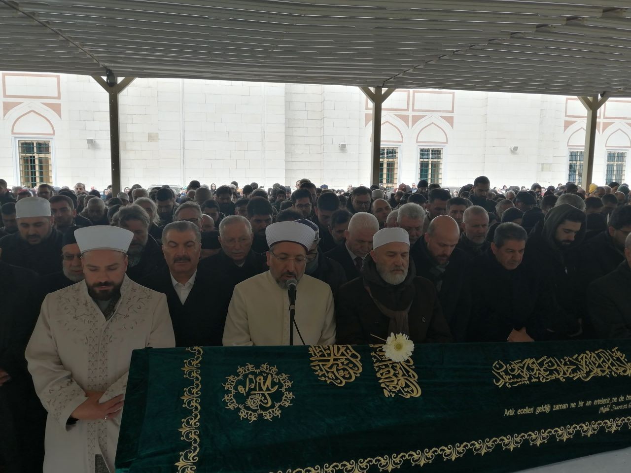 Hattatların Reisi Hasan Çelebi son yolculuğuna uğurlandı - Sayfa 3