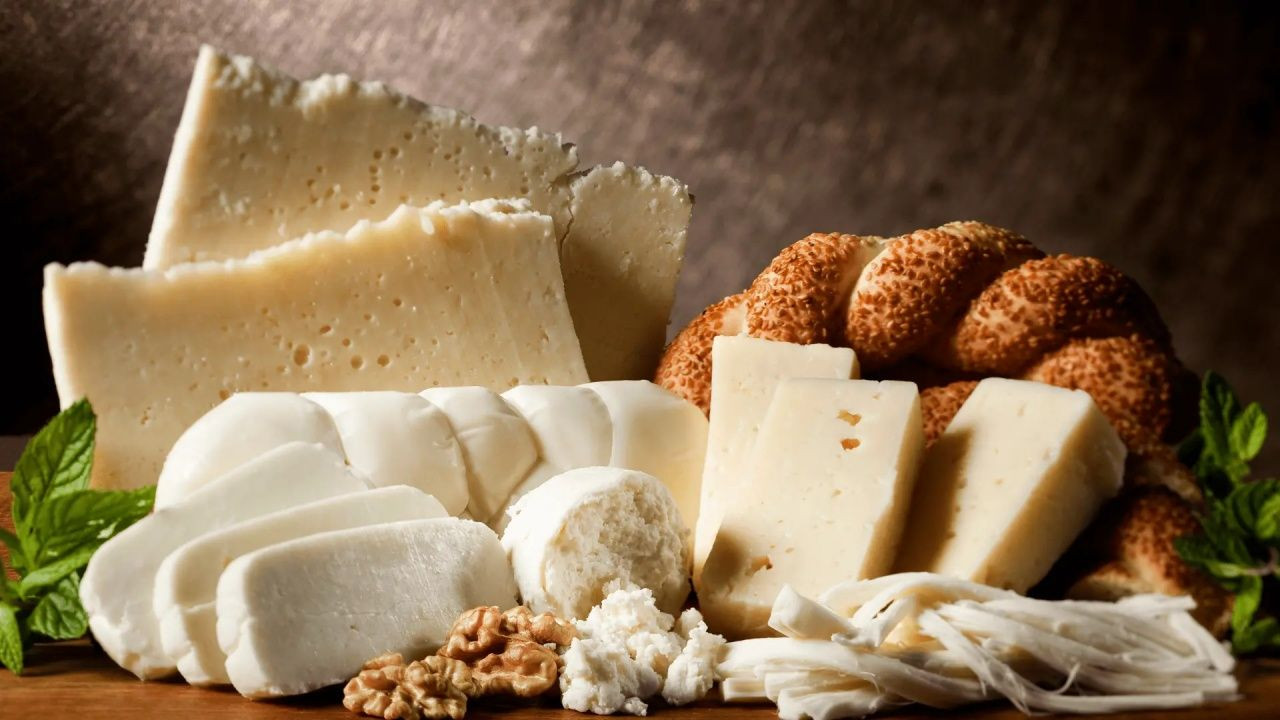 Peynir ve zeytinyağında skandal oyunlar! Gıda sahtekarları en pahalı ürünlerde 'kaliteden' çalıyor - Sayfa 1