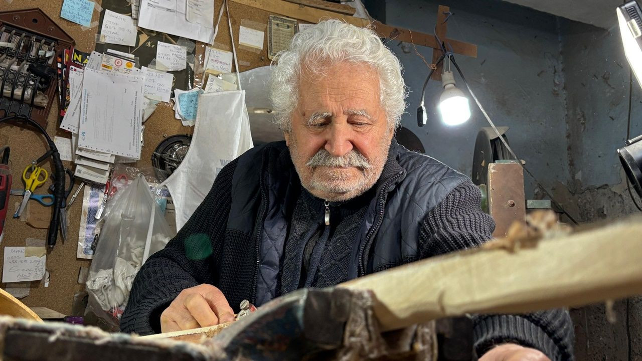 Yıllar sonra ortaya çıktı! Ferdi Tayfur şarkılarını bu dükkanda bestelemiş - Sayfa 6