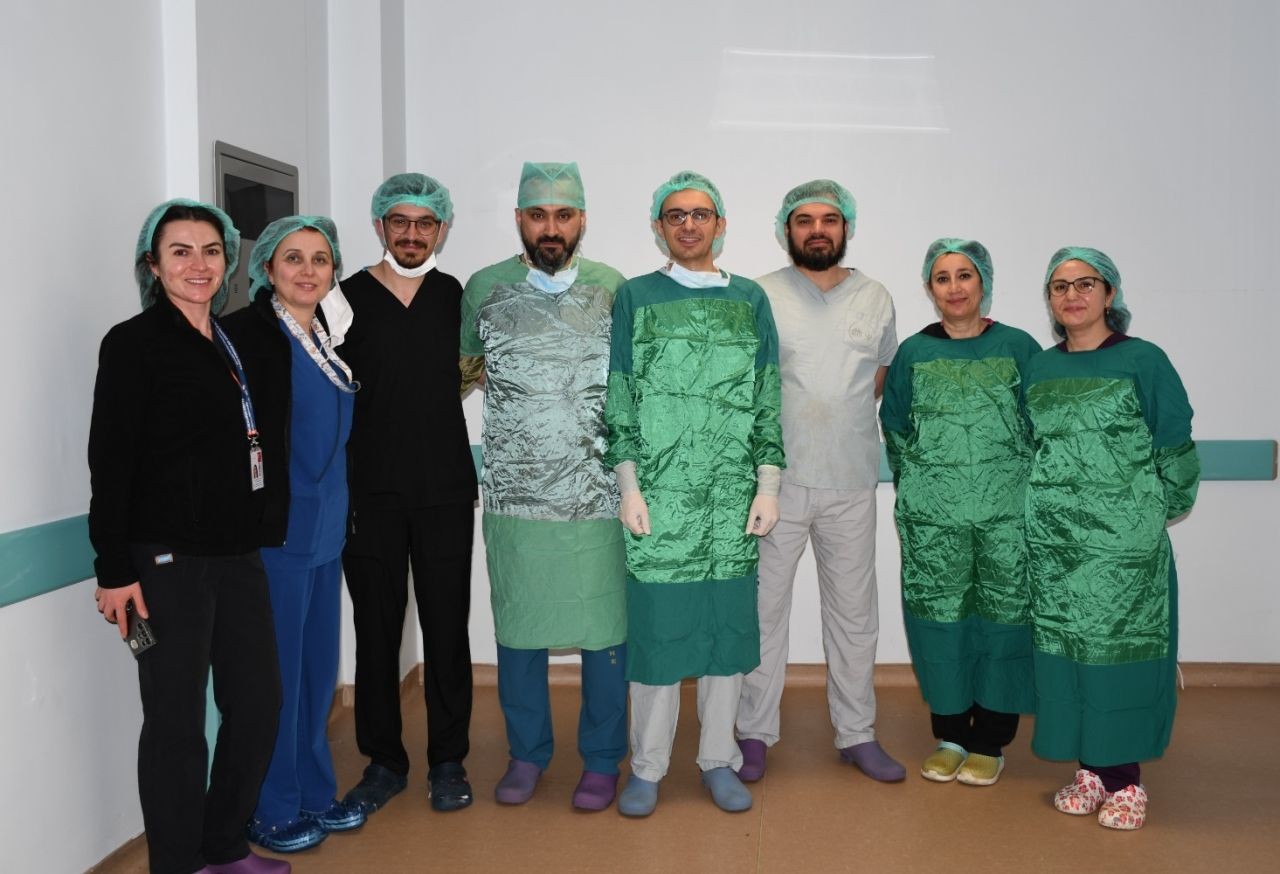 Çorum'da 72 yaşındaki kadın kornea nakli oldu, 50 yıl sonra yeniden görmeye başladı - Sayfa 1