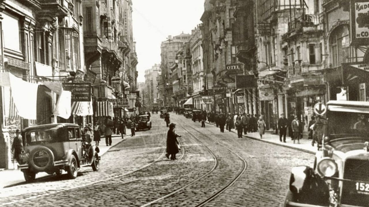 Köhne evler, eski sokaklar: İstanbul’un Rum mahalleleri - Sayfa 7