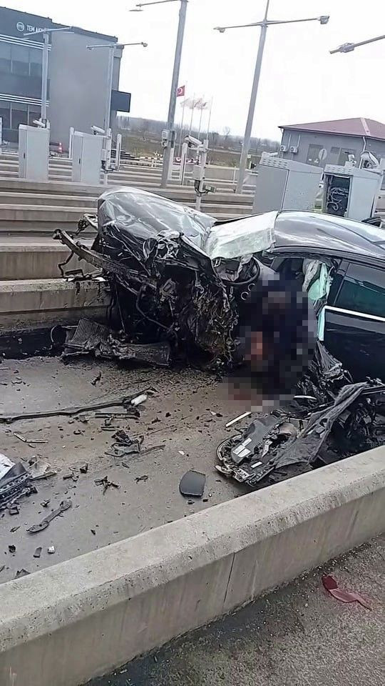 Düzceli doktor çifti trafik canavarı ayırdı; 5 günlük bebek yoğun bakımda - Sayfa 4