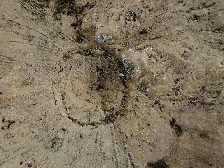 Musul'un korkunç sırrı DEAŞ'ın ölüm kuyusu bulundu! Bu obruktan binlerce ceset çıkacak! - Sayfa 17