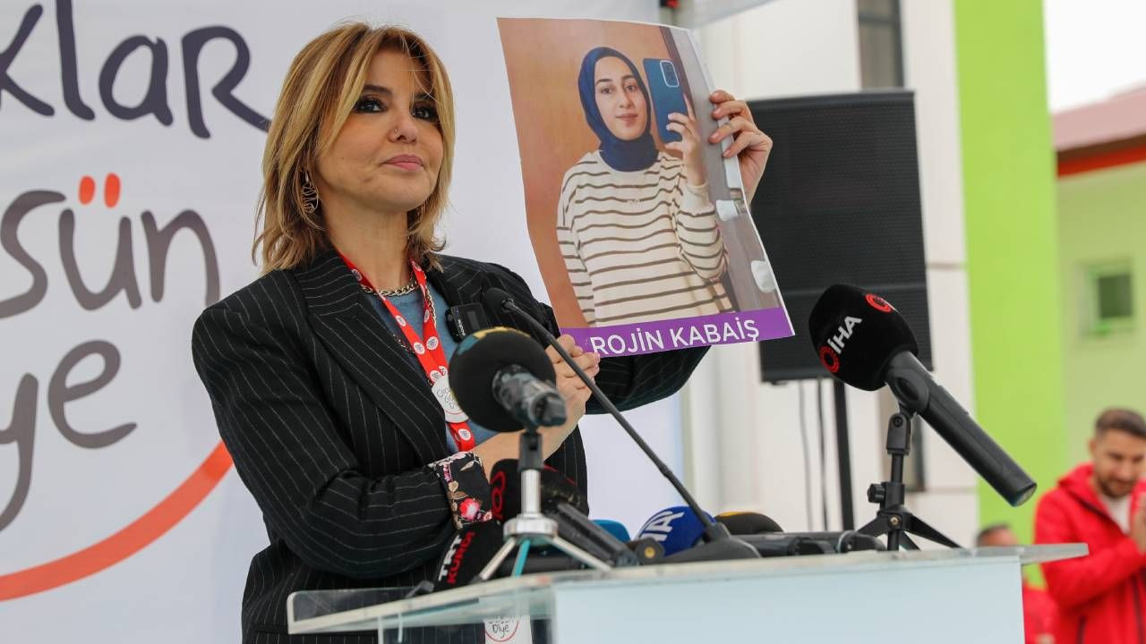 Gülben Ergen, Narin anısına okul yaptırdı... "Narinler gülsün diye bu okulu açtık" - Sayfa 1