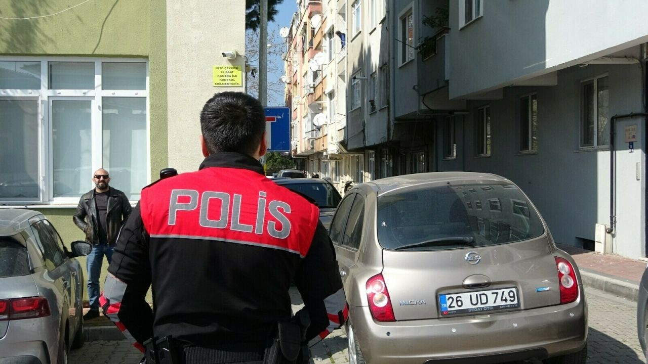 Çanakkale'de hareketli saatler; annesini rehin aldı, polisle çatıştı, etkisiz hale getirildi - Sayfa 7