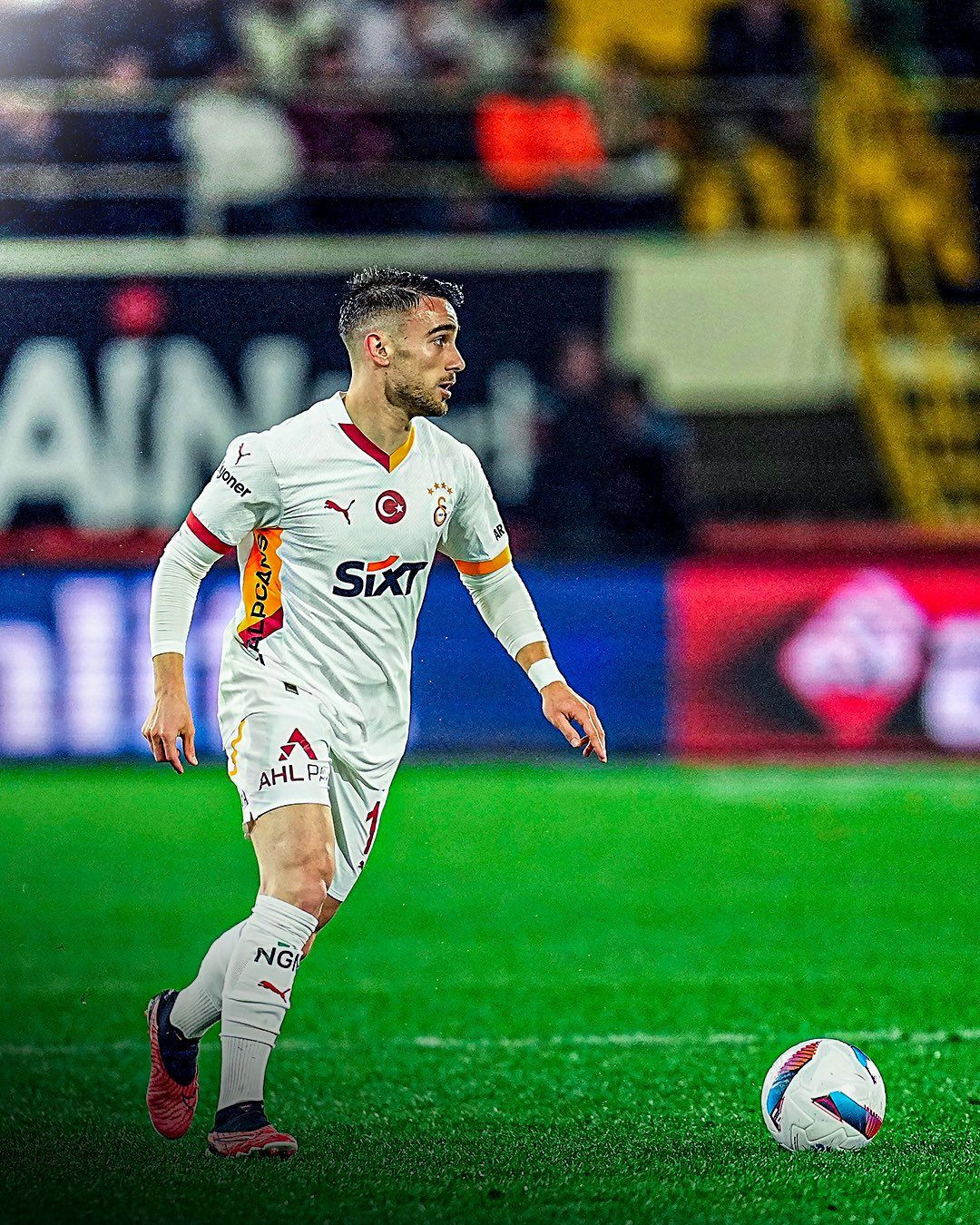 "Florya'dan bilgi aldım" deyip Barış Alper Yılmaz hakkındaki şok gerçeği açıladı: "Yeni kontratı imzaladıktan sonra her şeyi bırakmış! İnanamadım" - Sayfa 5