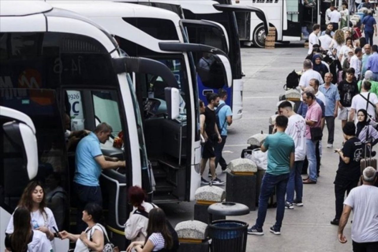 Bayram öncesi bilet fiyatları uçtu! Bir haftada yüzde 350 zam! - Sayfa 1
