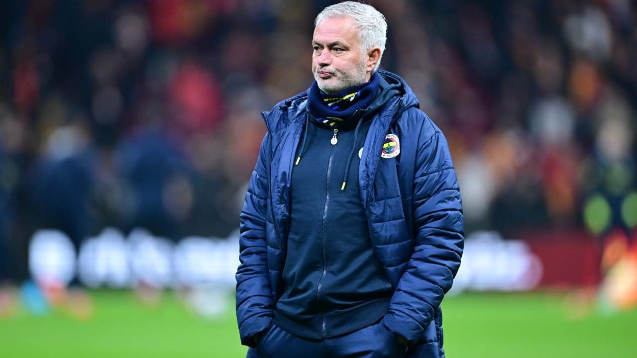 Fenerbahçe'nin Rangers maçı ilk 11'i belli oldu! Jose Mourinho'dan Anderson Talisca sürprizi: Yıldız isme kesik atacak - Sayfa 2