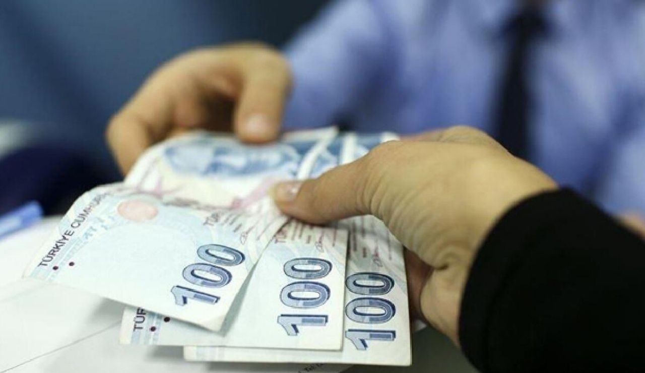 Yeni evlenenlere altın fırsat: Konut kredisi faizleri dibe vurdu! - Sayfa 1