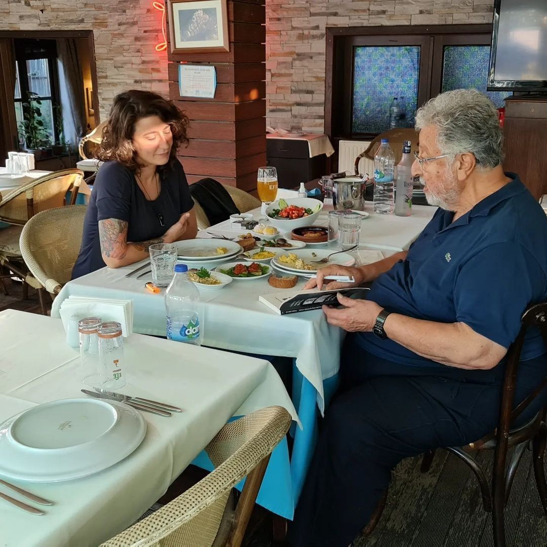 Metin Akpınar ve kızı Duygu Nebioğlu barıştı mı? Aylar sonra ilk fotoğraf karesi - Sayfa 3