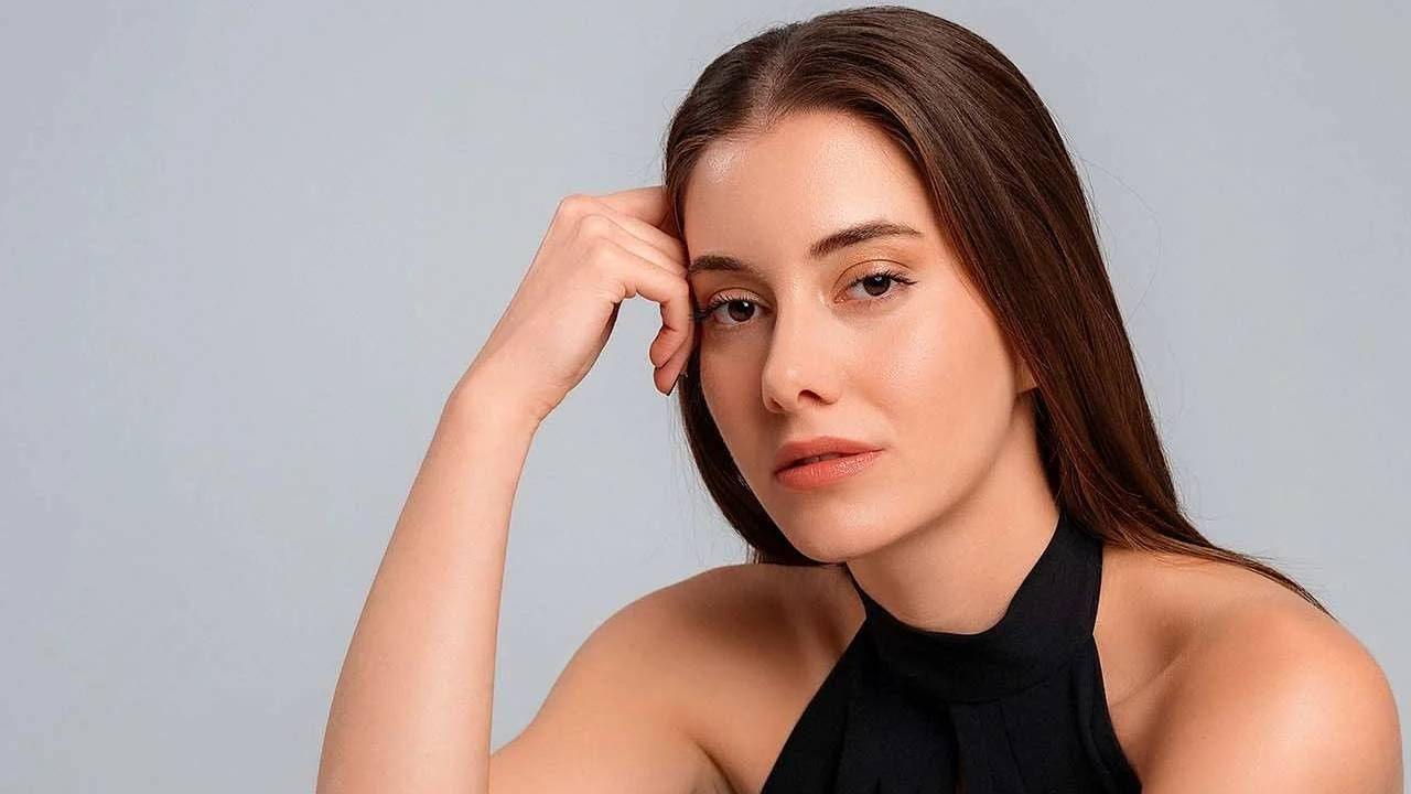 Mine Tugay bakın aslen nereliymiş... Memleketi merak ediliyordu - Sayfa 13