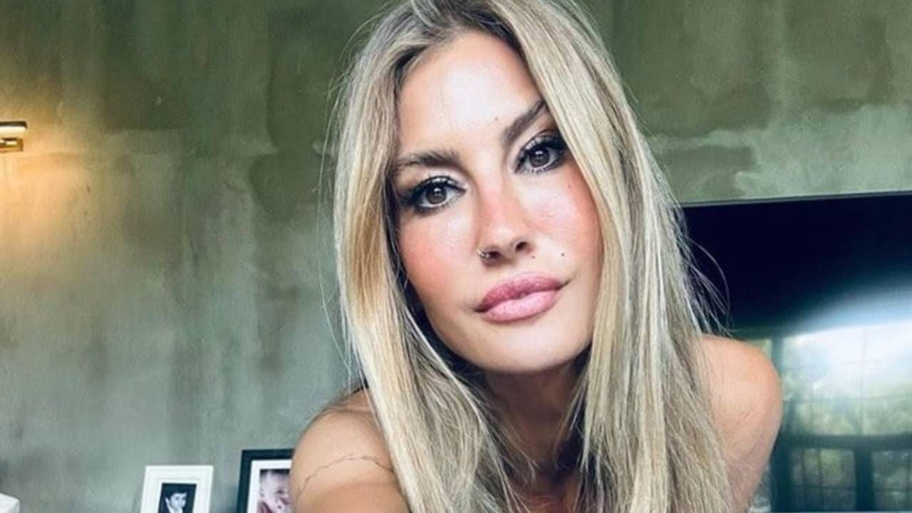 Mine Tugay bakın aslen nereliymiş... Memleketi merak ediliyordu - Sayfa 23