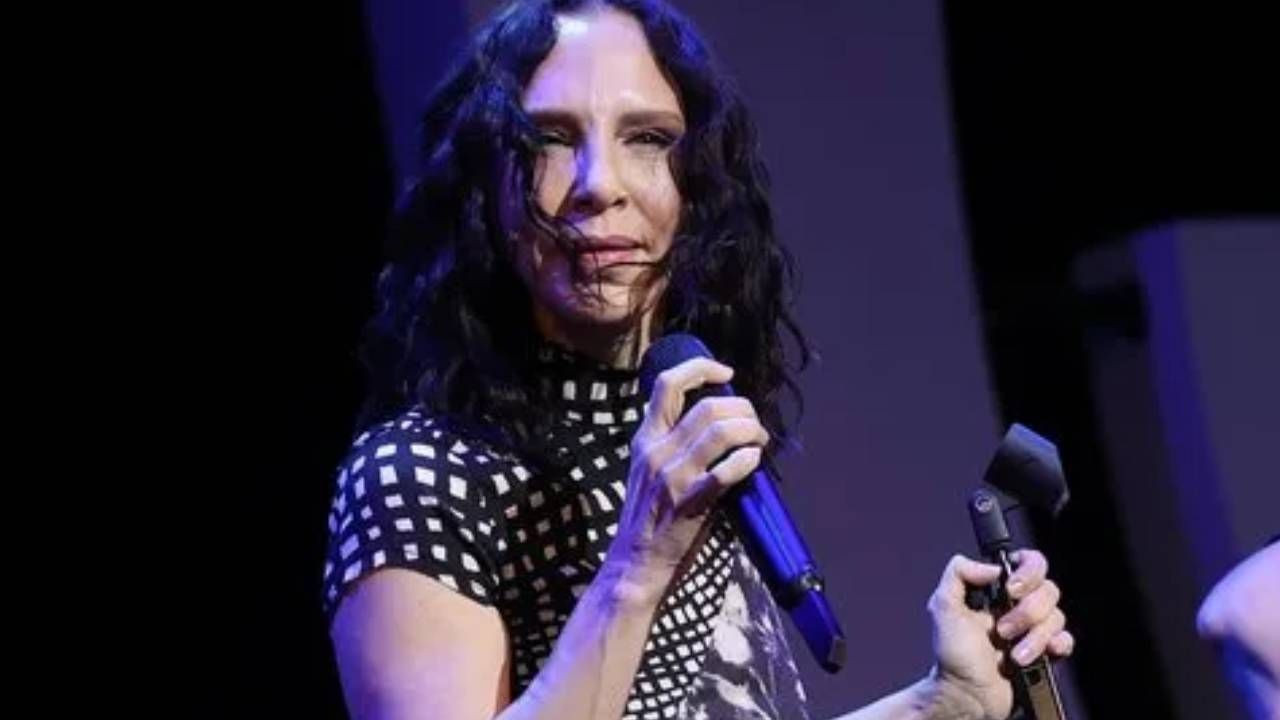 Mine Tugay bakın aslen nereliymiş... Memleketi merak ediliyordu - Sayfa 18