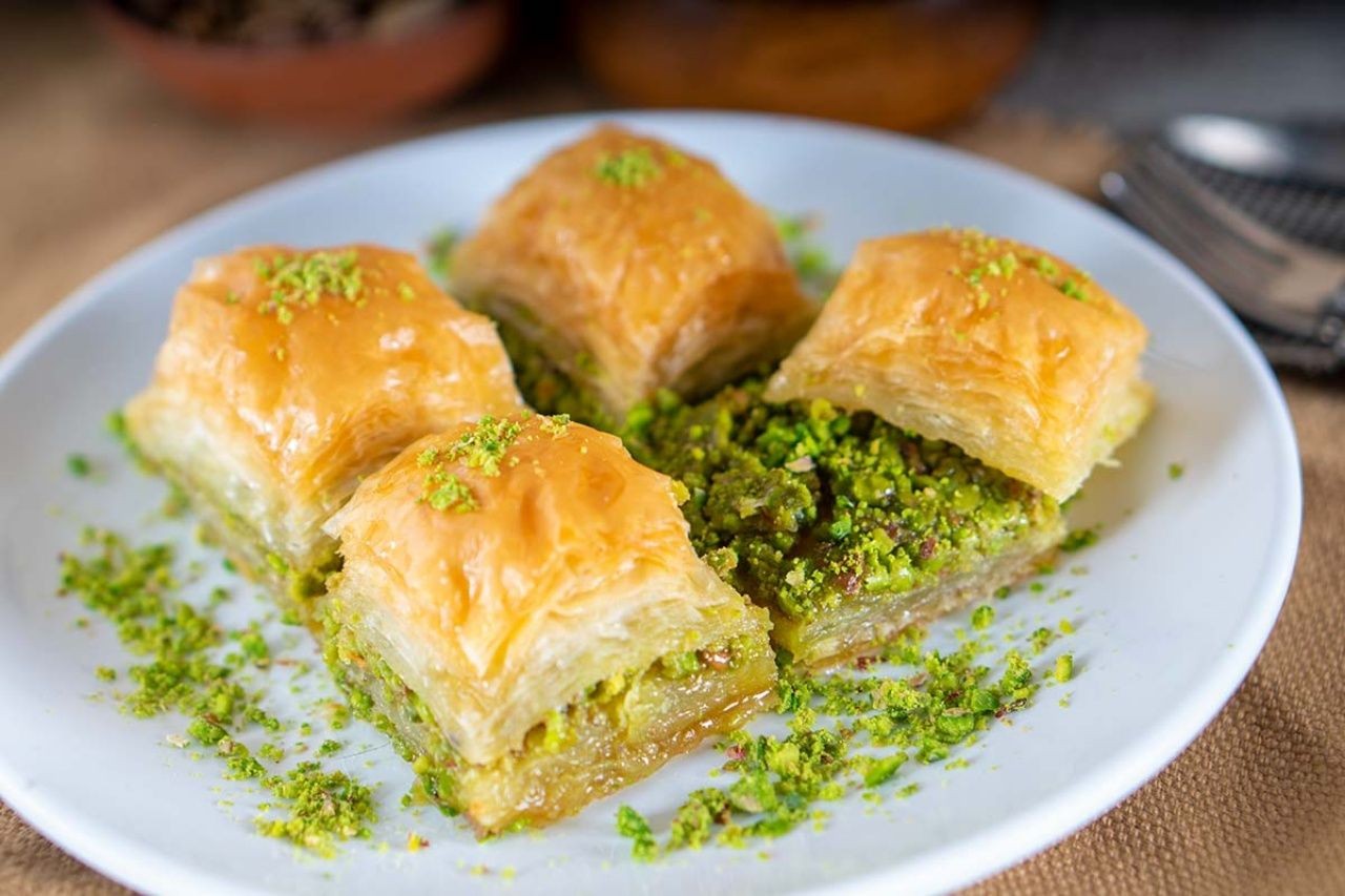Bayram öncesi hileli baklava uyarısı! Fıstık yerine ıspanak kullanıyorlar - Sayfa 3