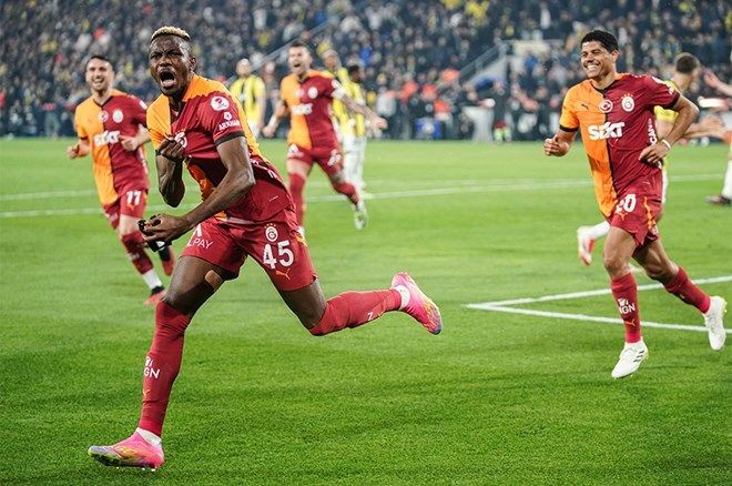 Victor Osimhen'in takım arkadaşlarına verdiği söz ortaya çıktı! Taraftarları havalara uçuracak açıklama - Sayfa 3