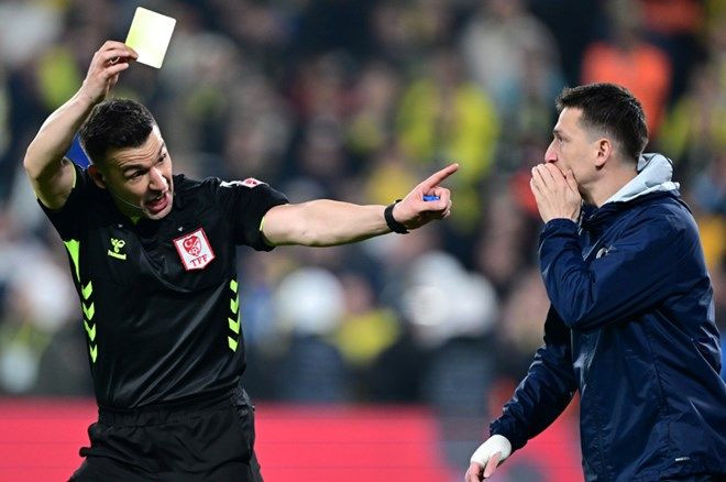 Mert Hakan Yandaş'ın kırmızı kart görme sebebi ortaya çıktı! Hakem Cihan Aydın ihracın nedenini açıkladı - Sayfa 5