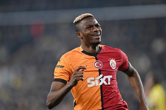 Victor Osimhen'in takım arkadaşlarına verdiği söz ortaya çıktı! Taraftarları havalara uçuracak açıklama - Sayfa 1