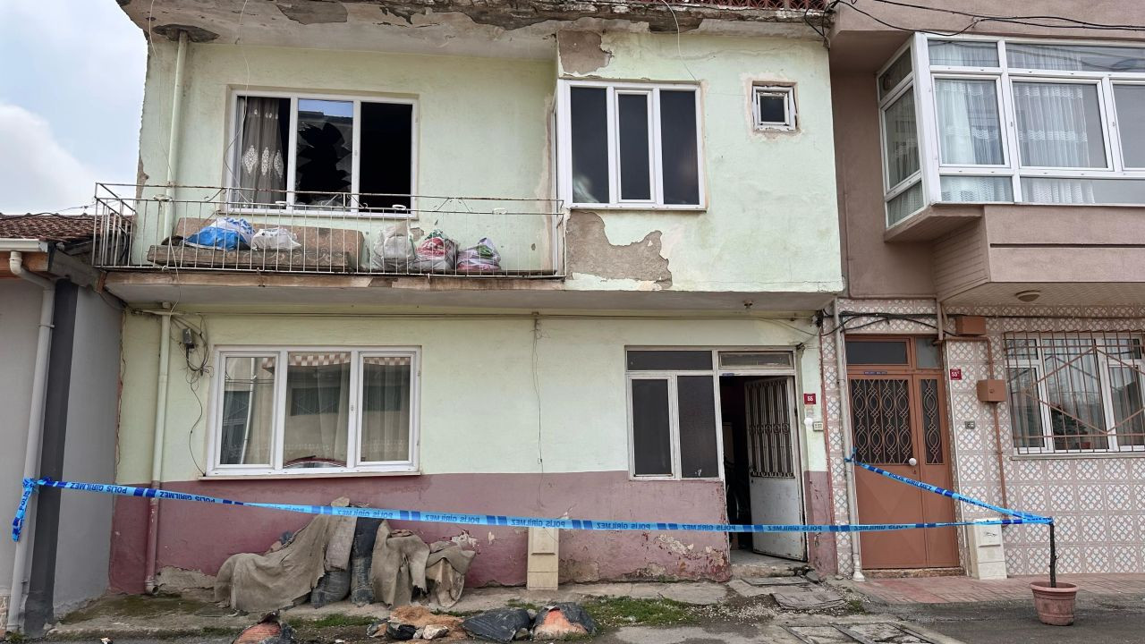 Bursa Yenişehir'deki yangın trajedisi; ekmek almaya giden annenin hatası 2 bebeğinin ölümüne neden olmuş - Sayfa 5