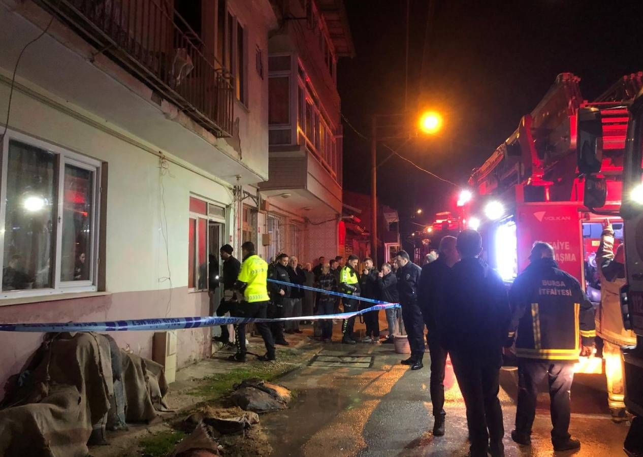 Bursa Yenişehir'deki yangın trajedisi; ekmek almaya giden annenin hatası 2 bebeğinin ölümüne neden olmuş - Sayfa 6