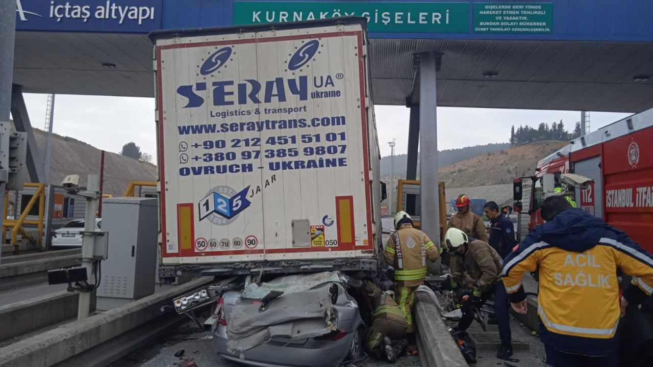 Pendik'teki ölümlü gişe kazası: 4'ü de öğretmendi, Umman'dan tatilden dönmüşlerdi - Sayfa 4