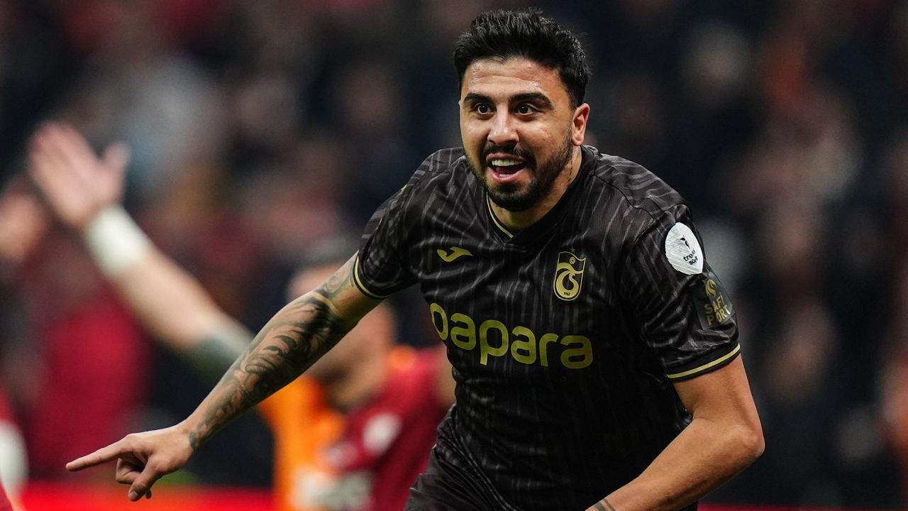 Trabzonspor'un Fenerbahçe maçı ilk 11'i belli oldu! Fatih Tekke rakibini yıkacak planı belirledi - Sayfa 11