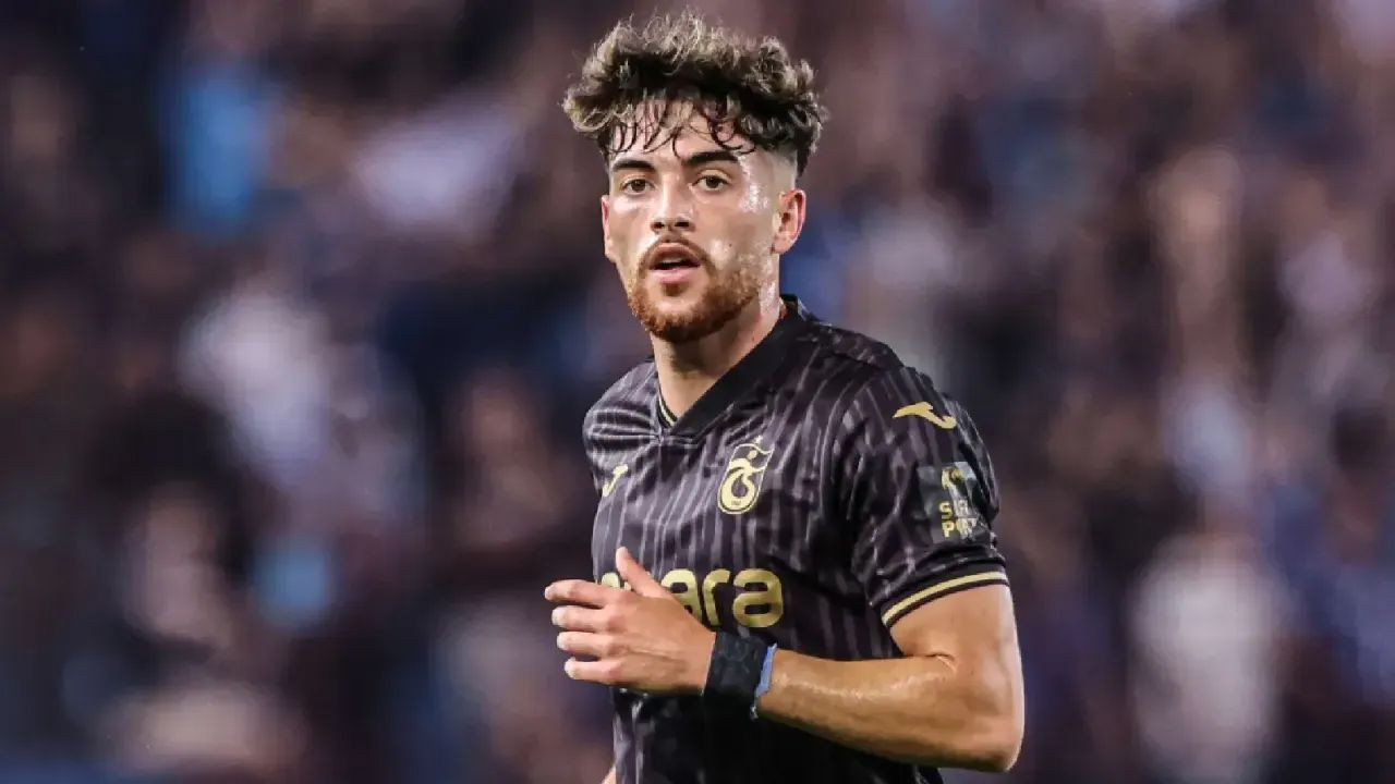 Trabzonspor'un Fenerbahçe maçı ilk 11'i belli oldu! Fatih Tekke rakibini yıkacak planı belirledi - Sayfa 4