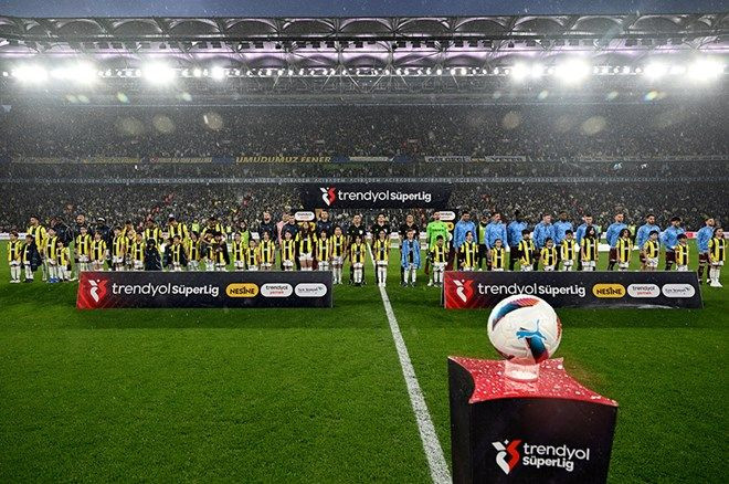 Rıdvan Dilmen'den şampiyonluk yarışına dair bomba iddia: Şansları yüzdeyle duyurdu... - Sayfa 1