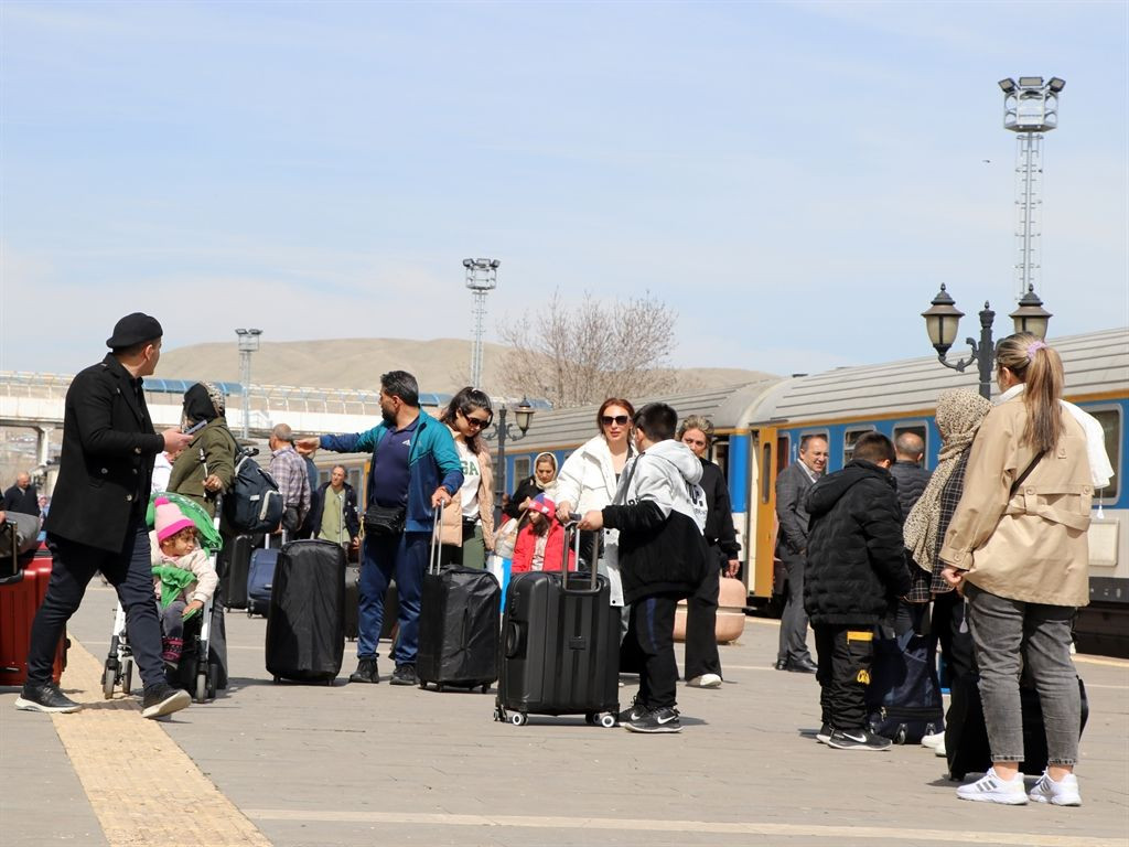 Van’da turizm alarmı: Otel dolulukları Nevruz’da yüzde 40’ta kaldı - Sayfa 5