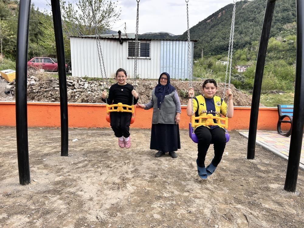 İskenderun’da 77 yaşındaki Emine Nine’nin park hayali gerçek oldu - Sayfa 3