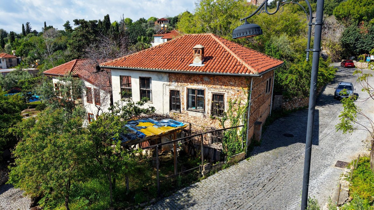 Alanya Kalesi’nde tarih yeniden canlanıyor: Makbule Hanım Konağı belediyeye tahsis edildi - Sayfa 1