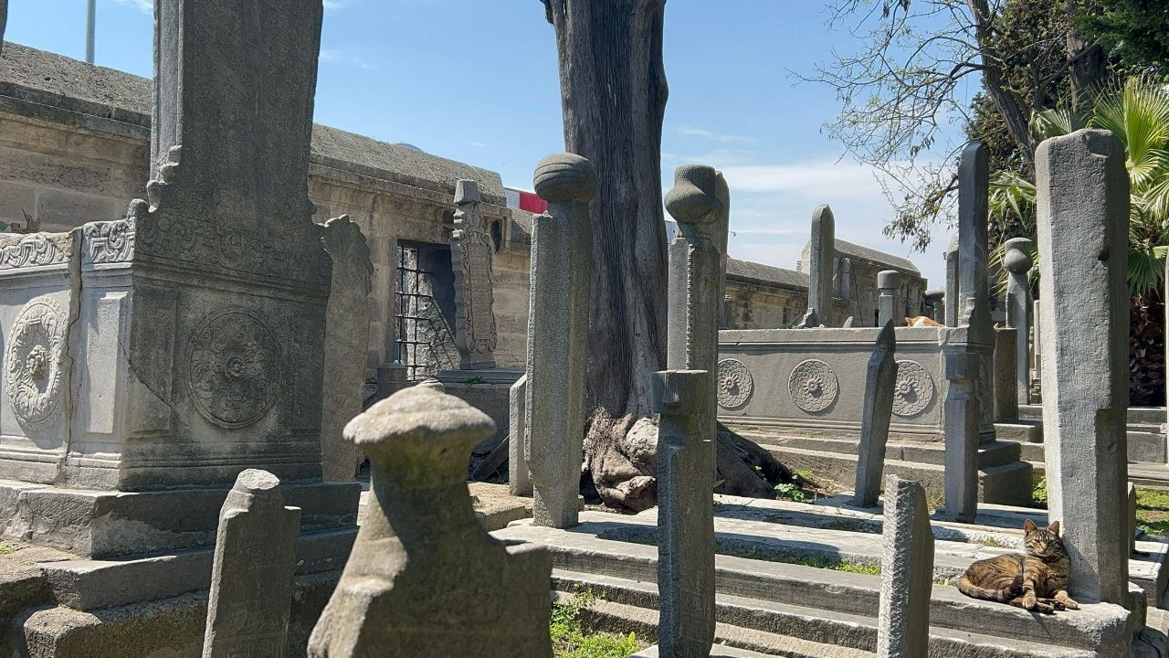 Şehzadebaşı Camii haziresi yaralı bekliyor - Sayfa 6