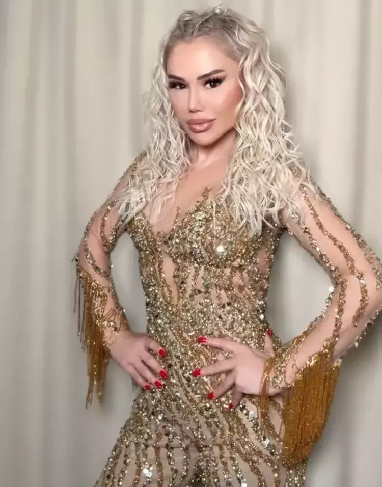 Ünlü türkücü Ceylan’dan annesiyle poz: Görenler abla-kardeş sandı! - Sayfa 3