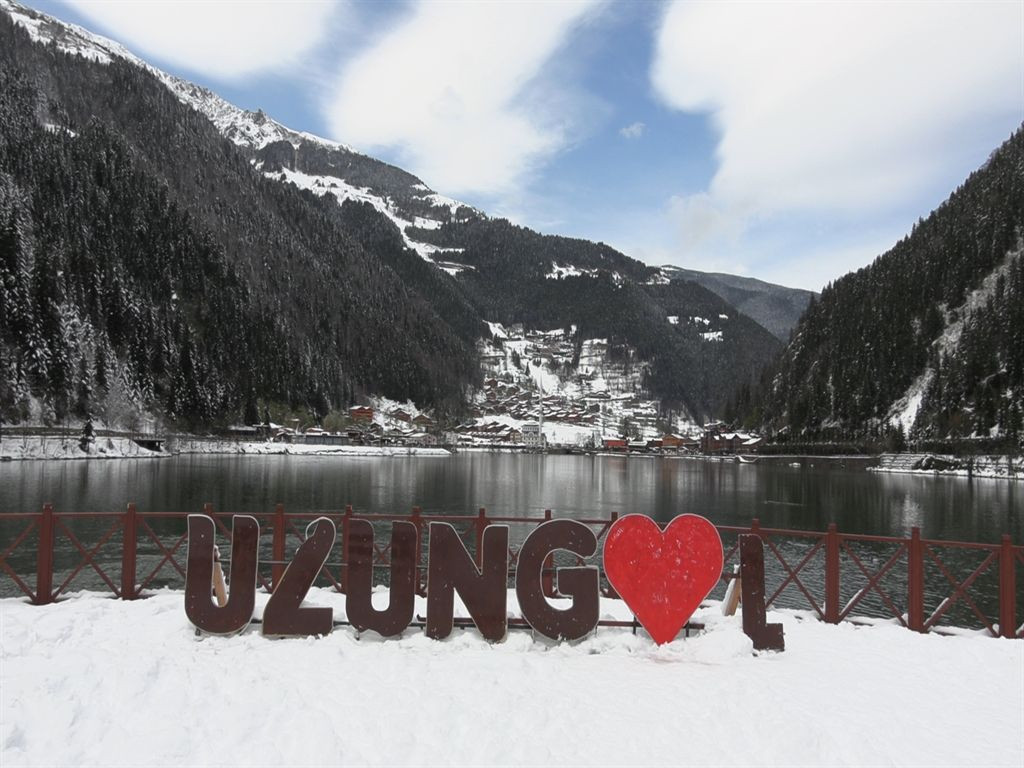 Uzungöl nisan’da beyaz gelinlik giydi: Kar manzarası dronla görüntülendi - Sayfa 3