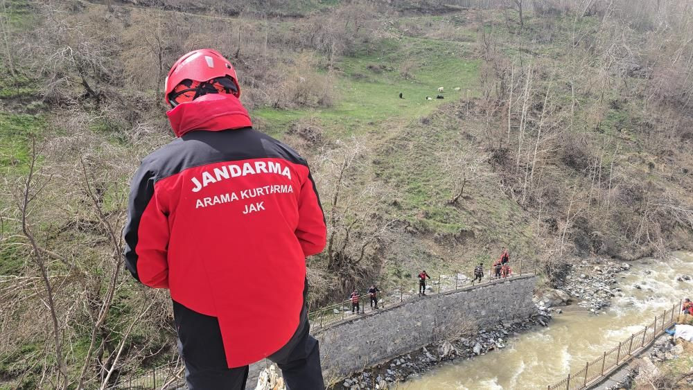 Hakkari’de kayıp alarmı: Feleknaz Keskin için 130 kişi seferber! Eşiyle aynı kaderi mi paylaştı? - Sayfa 5