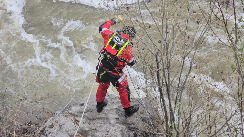 Hakkari’de kayıp alarmı: Feleknaz Keskin için 130 kişi seferber! Eşiyle aynı kaderi mi paylaştı? - Sayfa 1