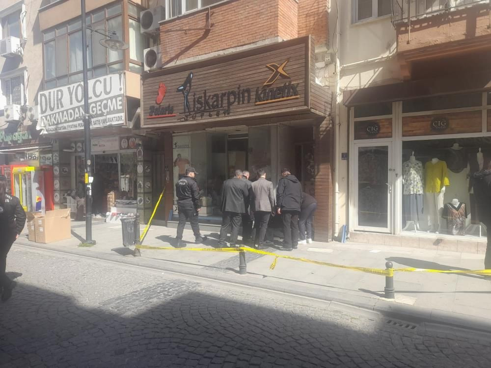 Çanakkale’de şüpheli kutu paniği: Patlatıldı, içinden kâğıtlar saçıldı! - Sayfa 6