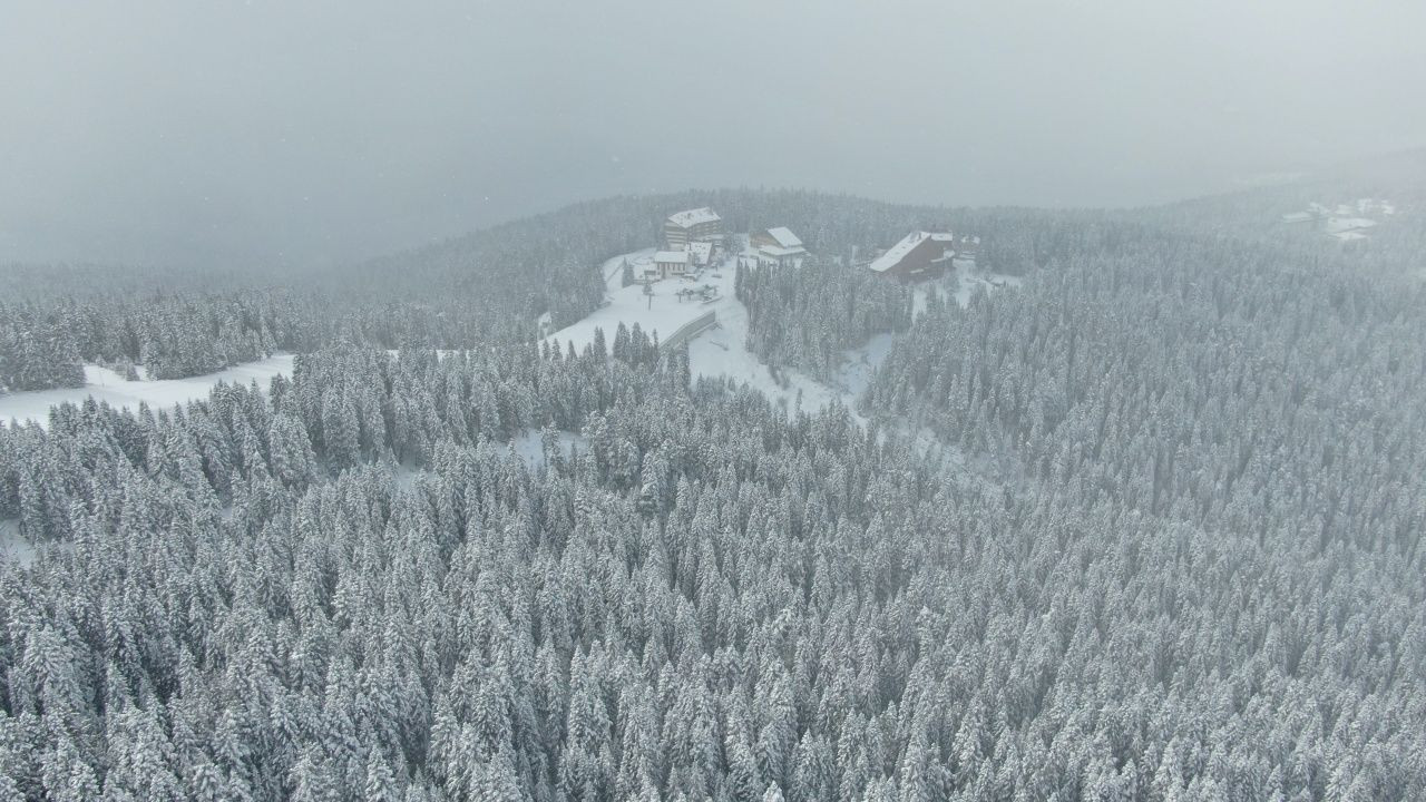 Kastamonu’da nisan sürprizi! Ilgaz Dağı’nda kar 30 santimetreye ulaştı, 22 köy yolu kapandı - Sayfa 3