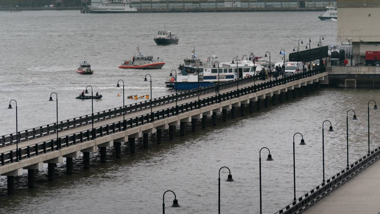 New York'taki helikopter kazasında ölenlerin Siemens İspanya CEO'su Agustin Escobar, eşi ve 3 çocuğu olduğu ortaya çıktı - Sayfa 7