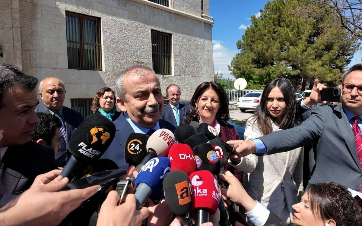 Tarihi Erdoğan- DEM Parti görüşmesinin perde arkası! PKK ne zaman silah bırakacak? İşte işaret edilen tarih... - Sayfa 4